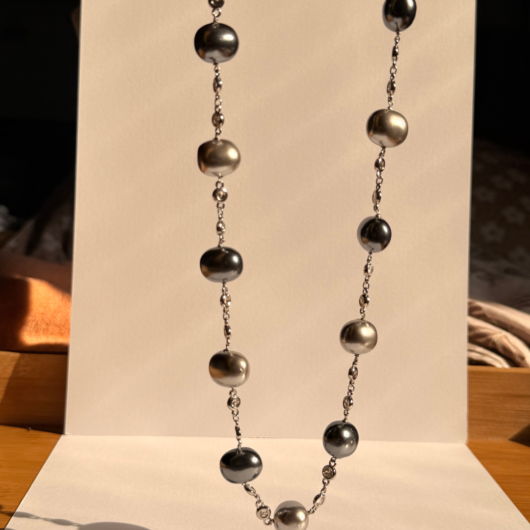 shell pearl necklace