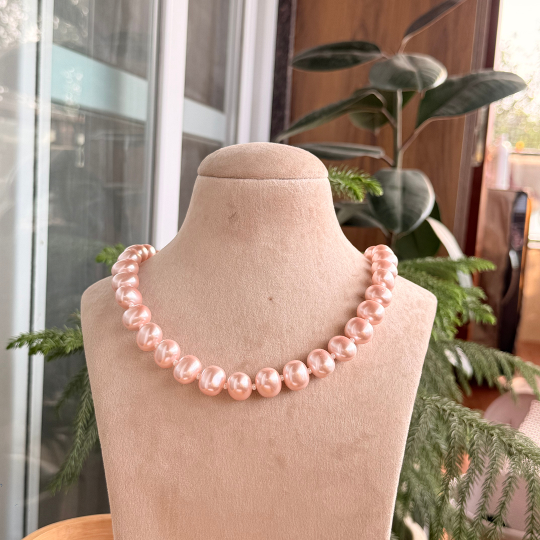 shell pearl necklace